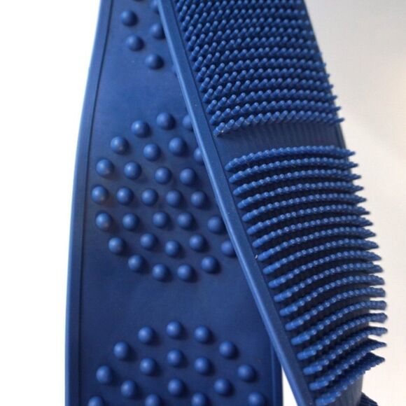 Silicone Back Scrubber Dual Sided Shower Bath Exfoliate Clean Massage - Picture 2 of 6